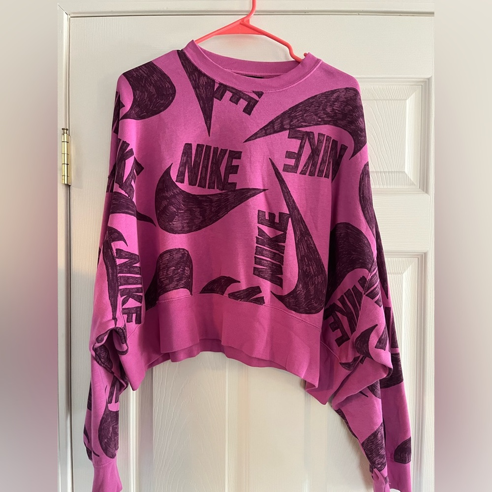 Nike crewneck